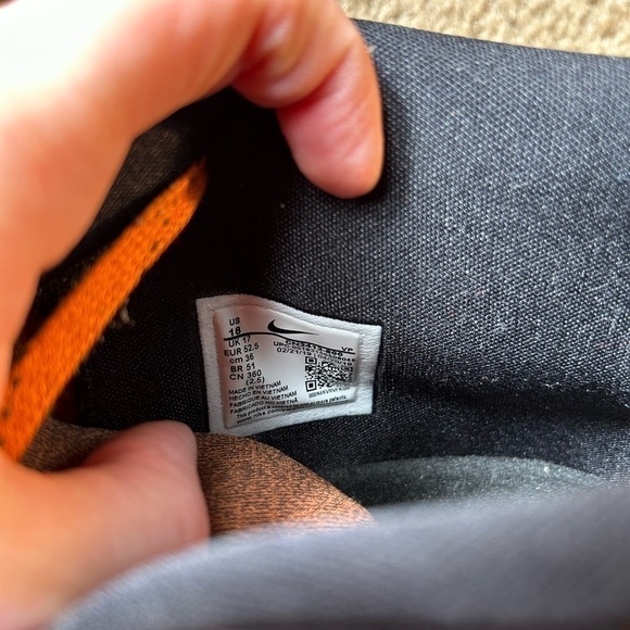 Nike Longhorn Football Reveals Nike KD12 Texas - Texas Sneakers - Picture 12 of 13